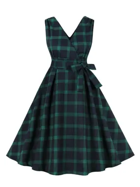 Green Plaid Retro V-Neck Sleeveless Pleated Tea Dresses for Women Belted Elegant Fit and Flare Dress Vintage Style