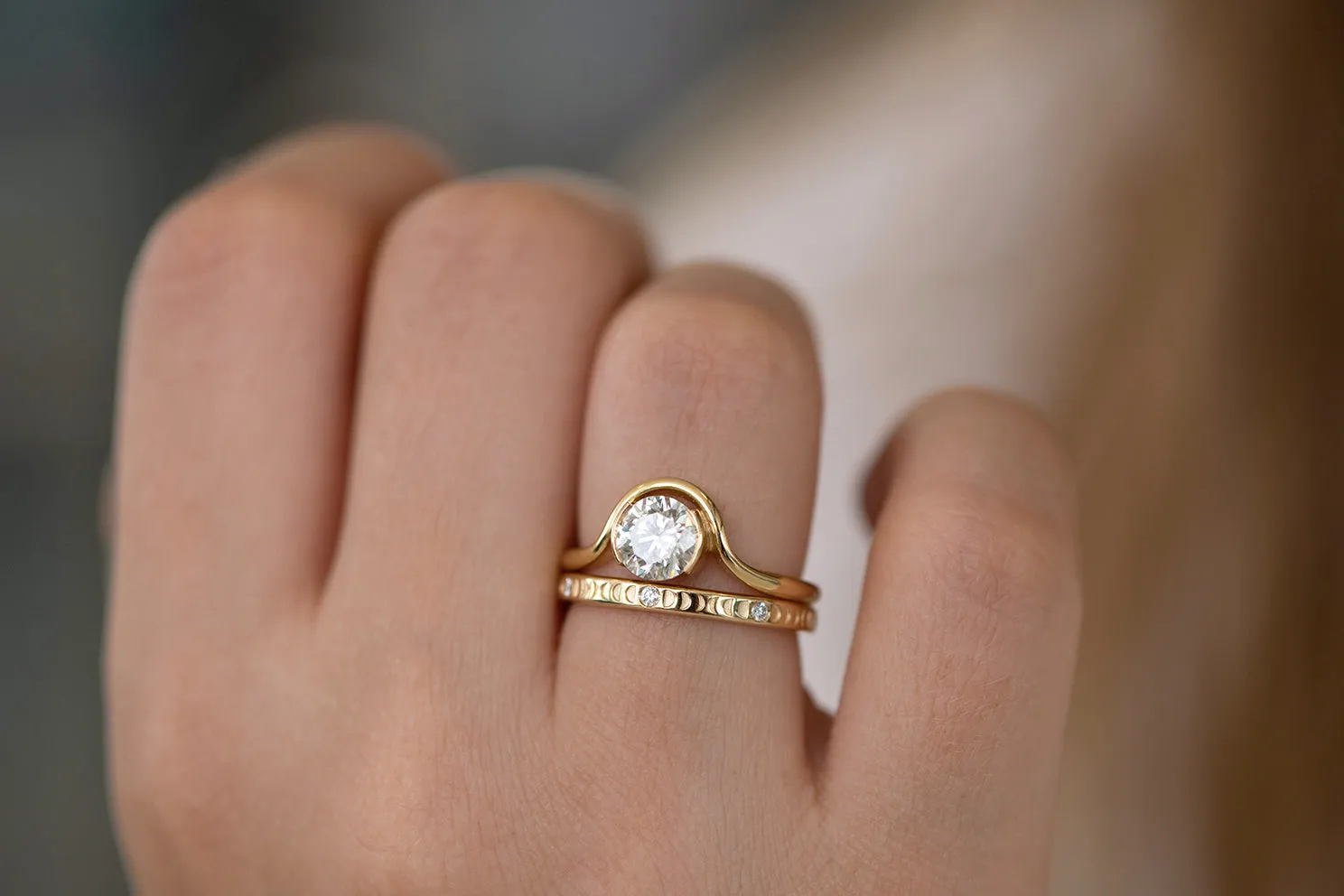 Moon Phase Ring with Full Moon Diamonds - Thin