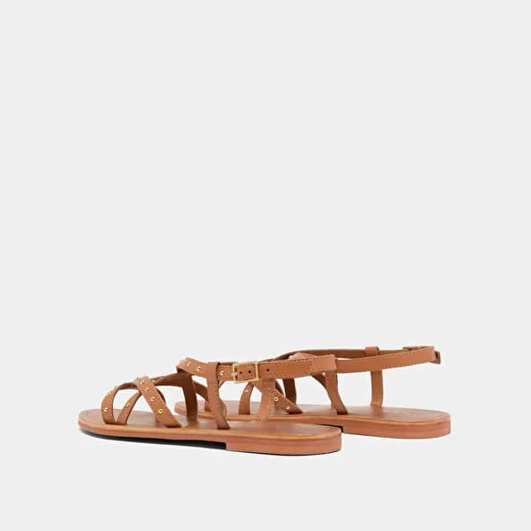 Plagettes with thin straps in camel leather