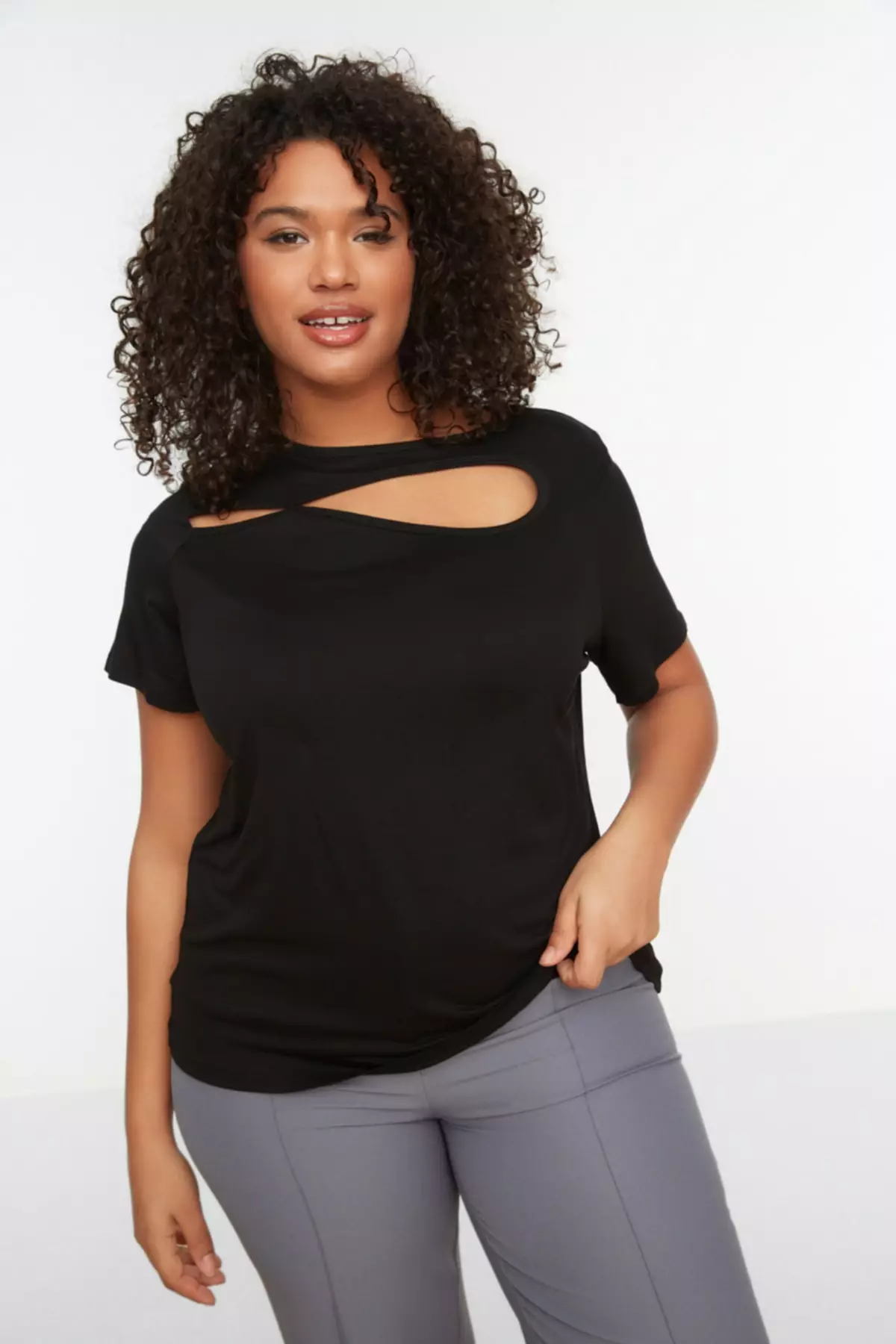 Trendyol Plus Size Black Knitted Cutout Detailed Blouse