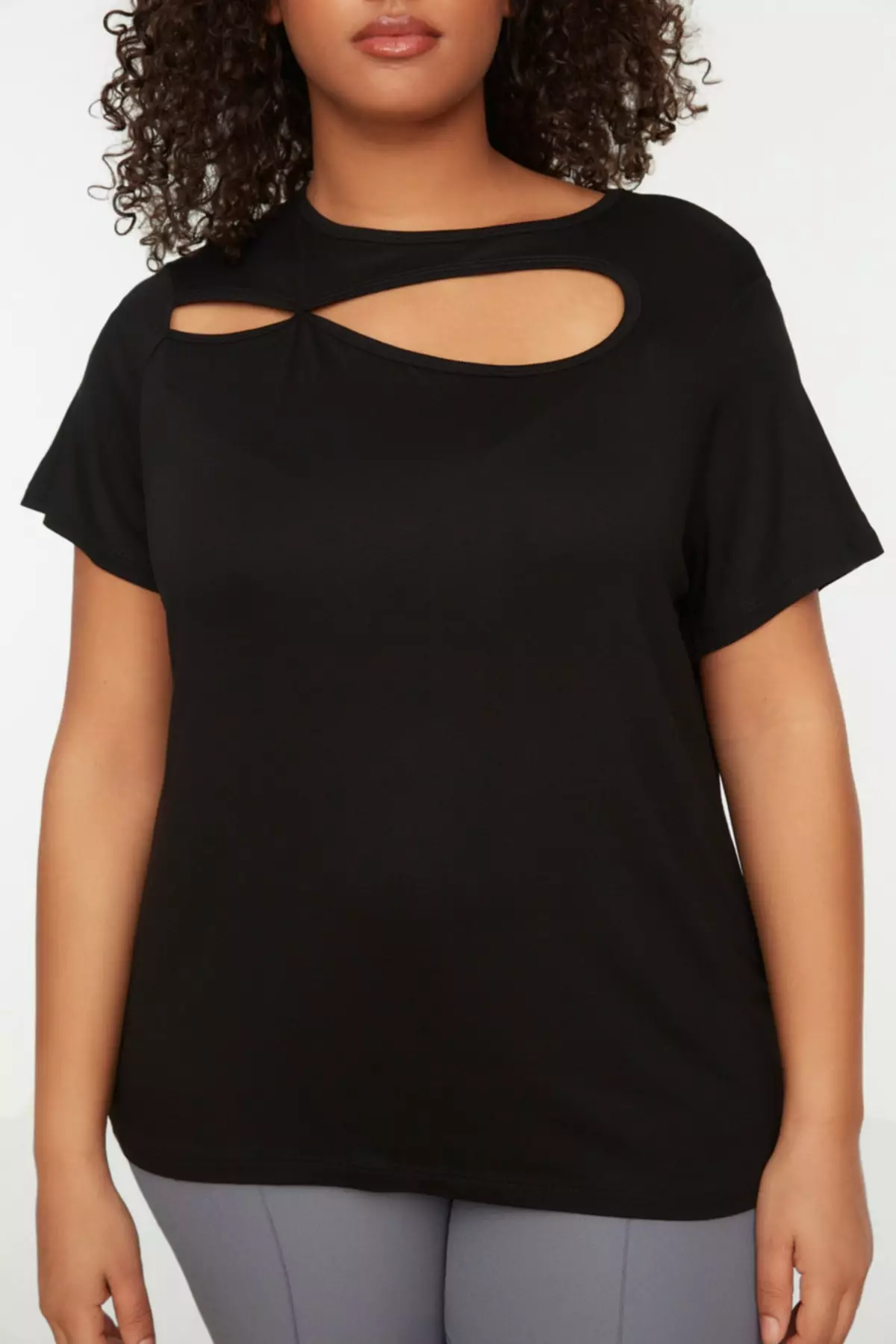 Trendyol Plus Size Black Knitted Cutout Detailed Blouse