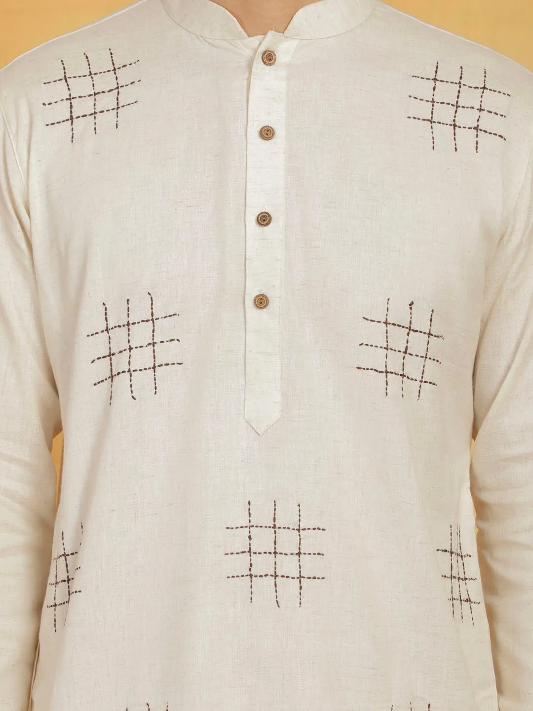 Vastramay Men's Cream And White Cotton Cool Kurta Pyjama Set