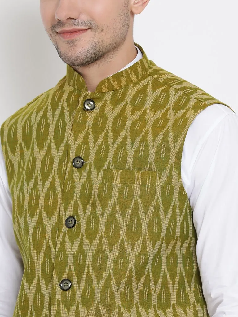 VASTRAMAY Men's Green Cotton Ethnic Jacket