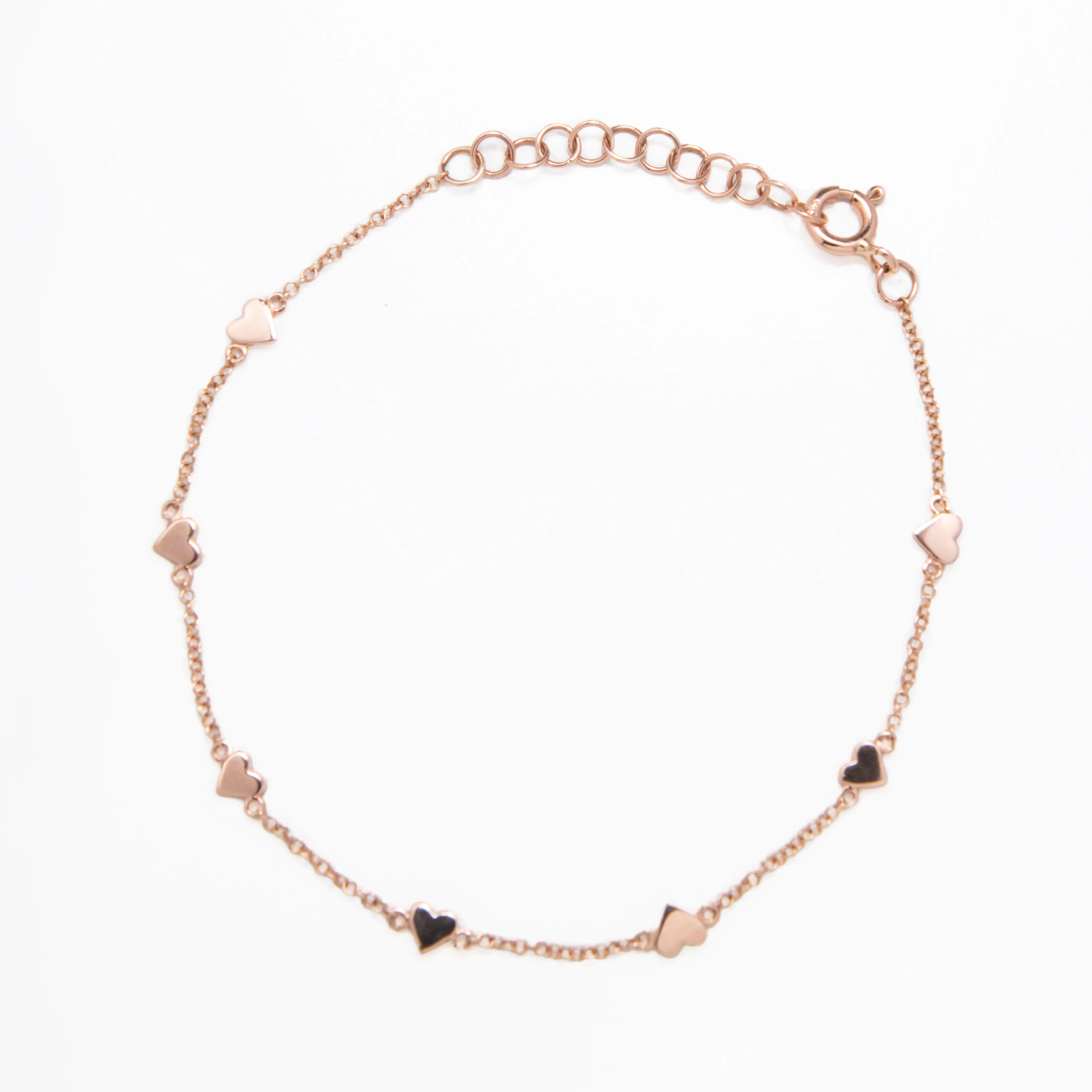 WD477 14kt gold thin chain bracelet detailed with 7-hearts